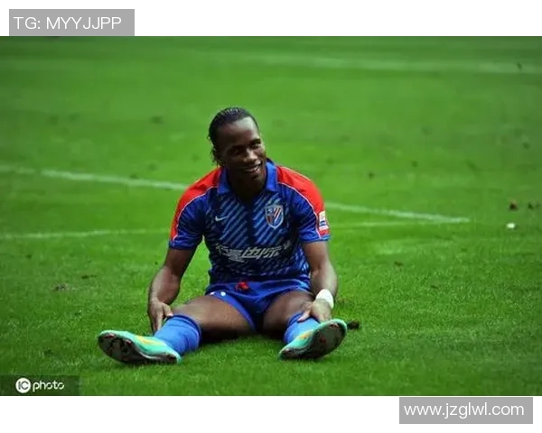 《足球巨星变身冒险记足球场外的超级英雄传奇》 《足球巨星变身冒险记足球场外的超级英雄传奇》